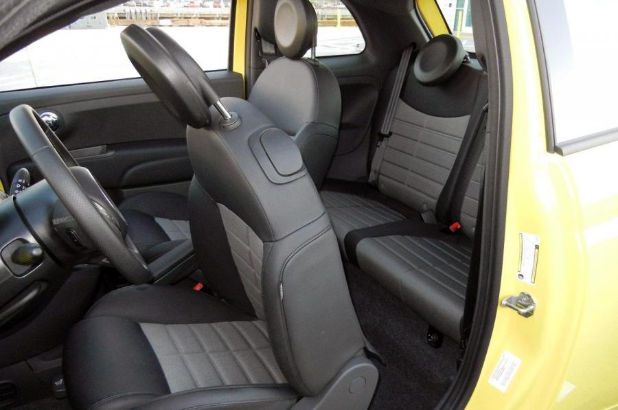  Fiat 500 2012 года  (фото 38 из 54)